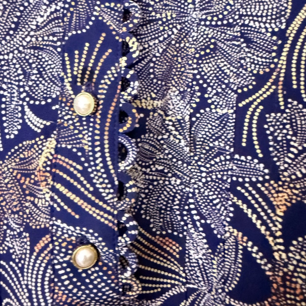Johnny Was Shades of Silk Blouse L Blue Floral Paisley Scalloped Pearl Button - Picture 7 of 16